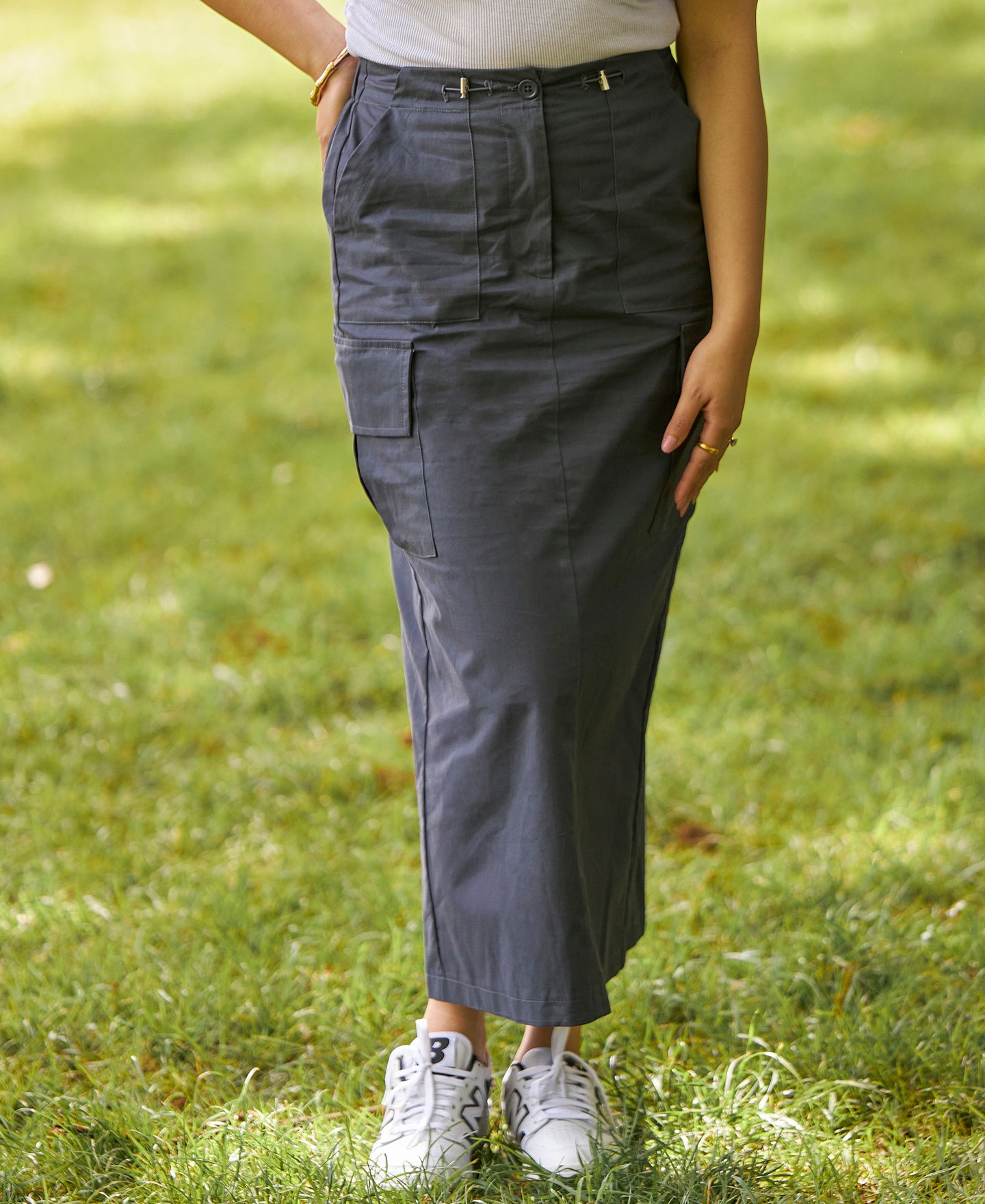 Women's cargo shop skirt with pockets